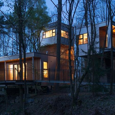 Baumhaus Lodge Schrems Schrems  エクステリア 写真