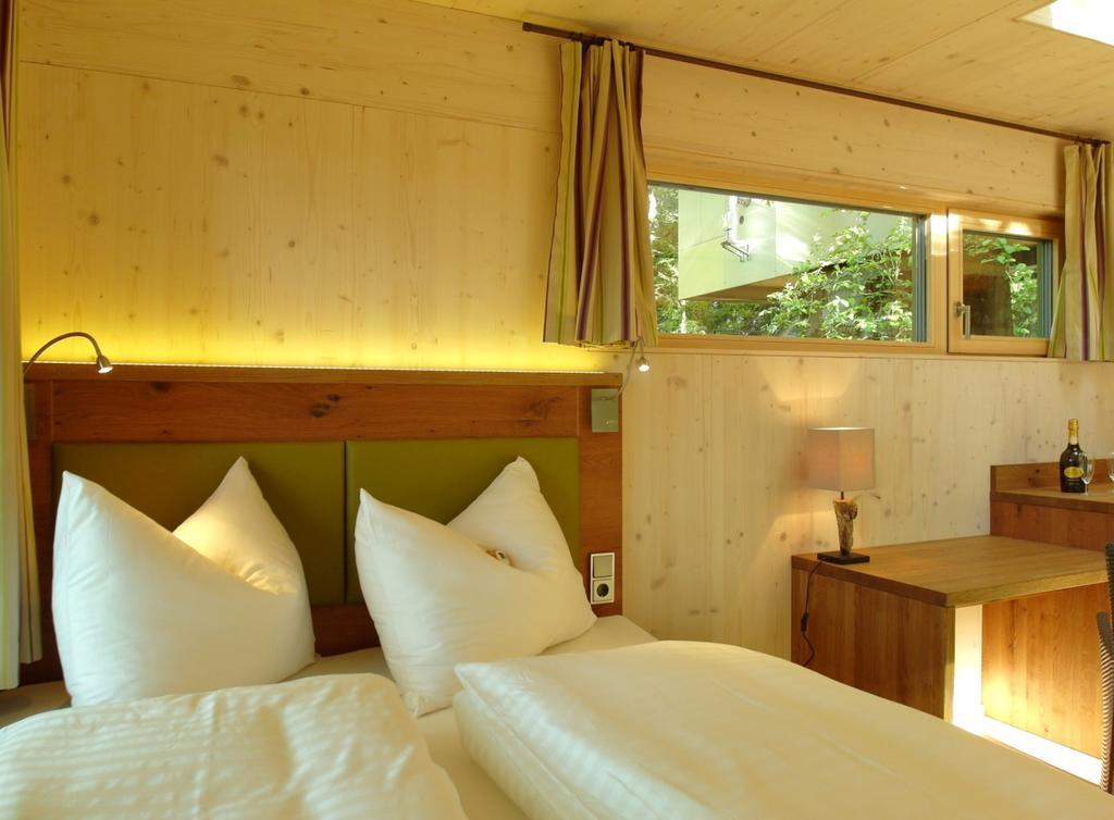 Baumhaus Lodge Schrems Schrems  部屋 写真