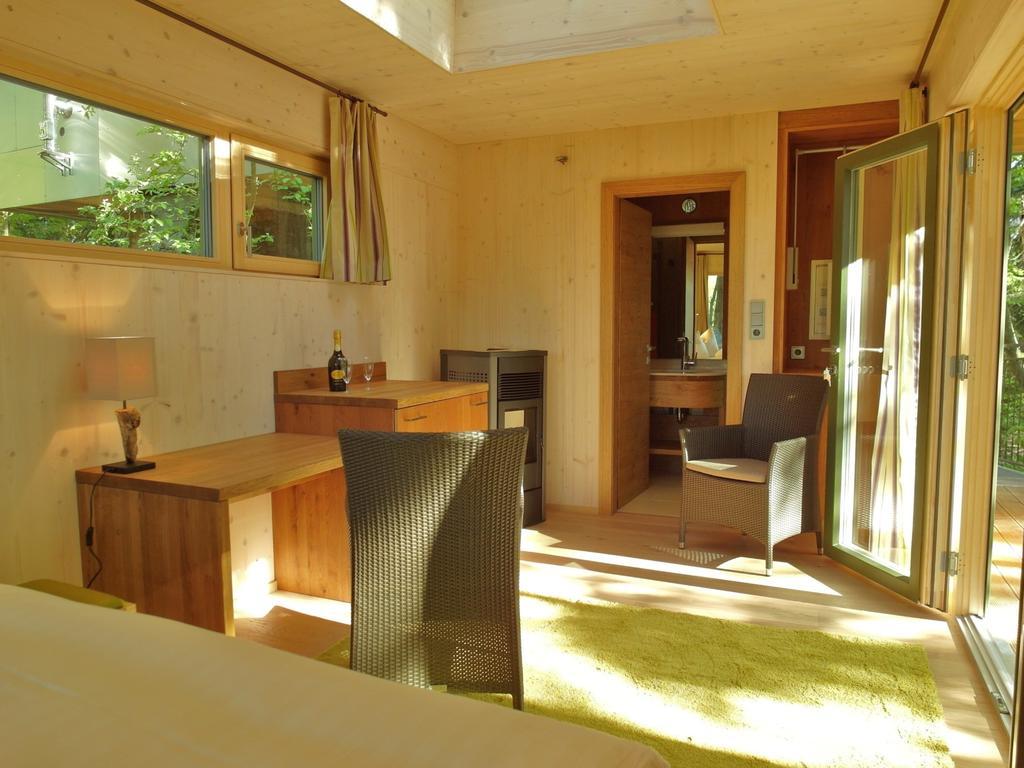 Baumhaus Lodge Schrems Schrems  部屋 写真